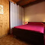 Independant Avec Cour Privative Pres De Lavoute-chilhac Et Langeac - Fr-1-582-224