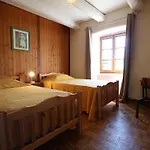 Independant Avec Cour Privative Pres De Lavoute-chilhac Et Langeac - Fr-1-582-224 Holiday home