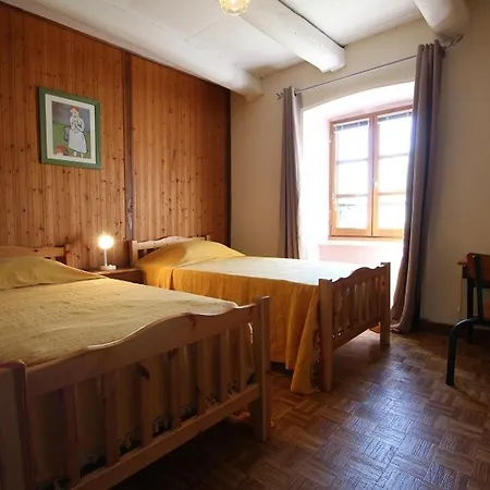 Independant Avec Cour Privative Pres De Lavoute-chilhac Et Langeac - Fr-1-582-224 Casa de Férias